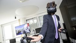 Ansicht einer Person mit Datenbrille